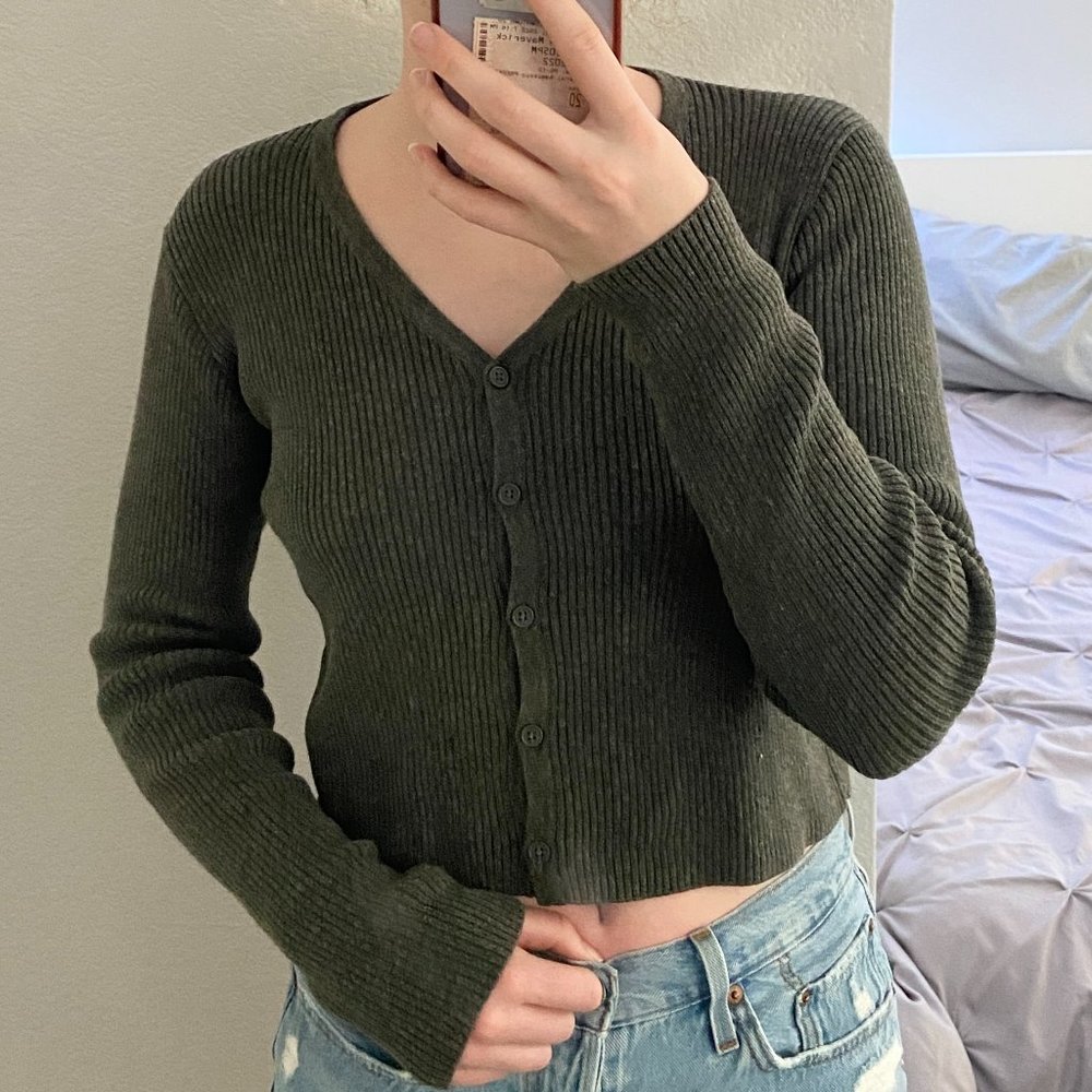 Brandy Melville Shannon Sweater